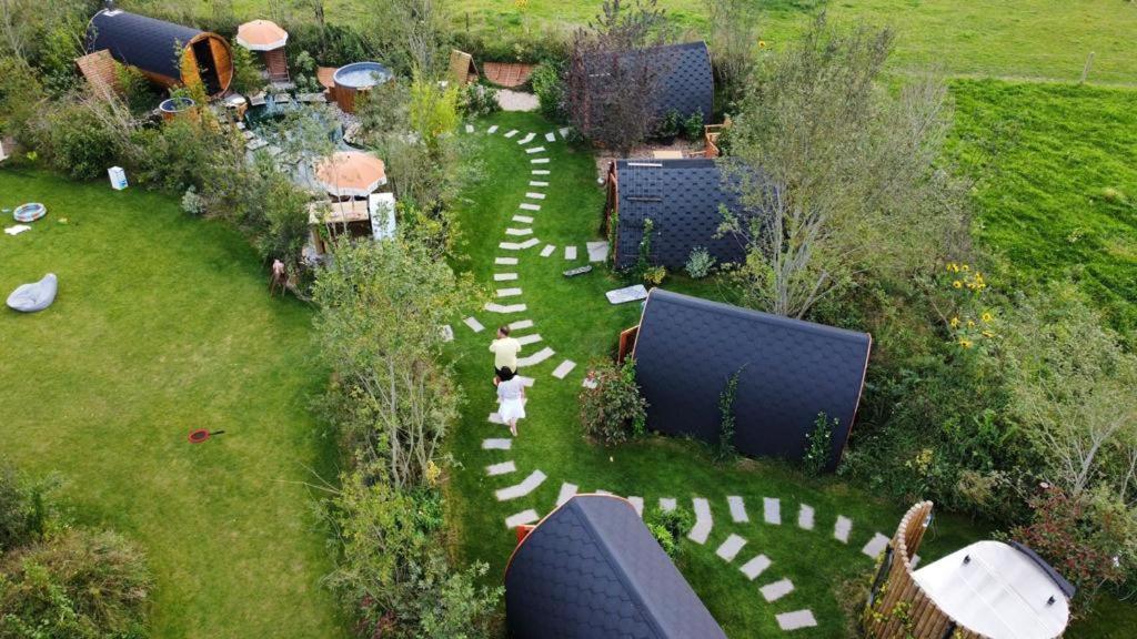 Dragonfly Glamping Spa Retreat Ashford  Exterior foto