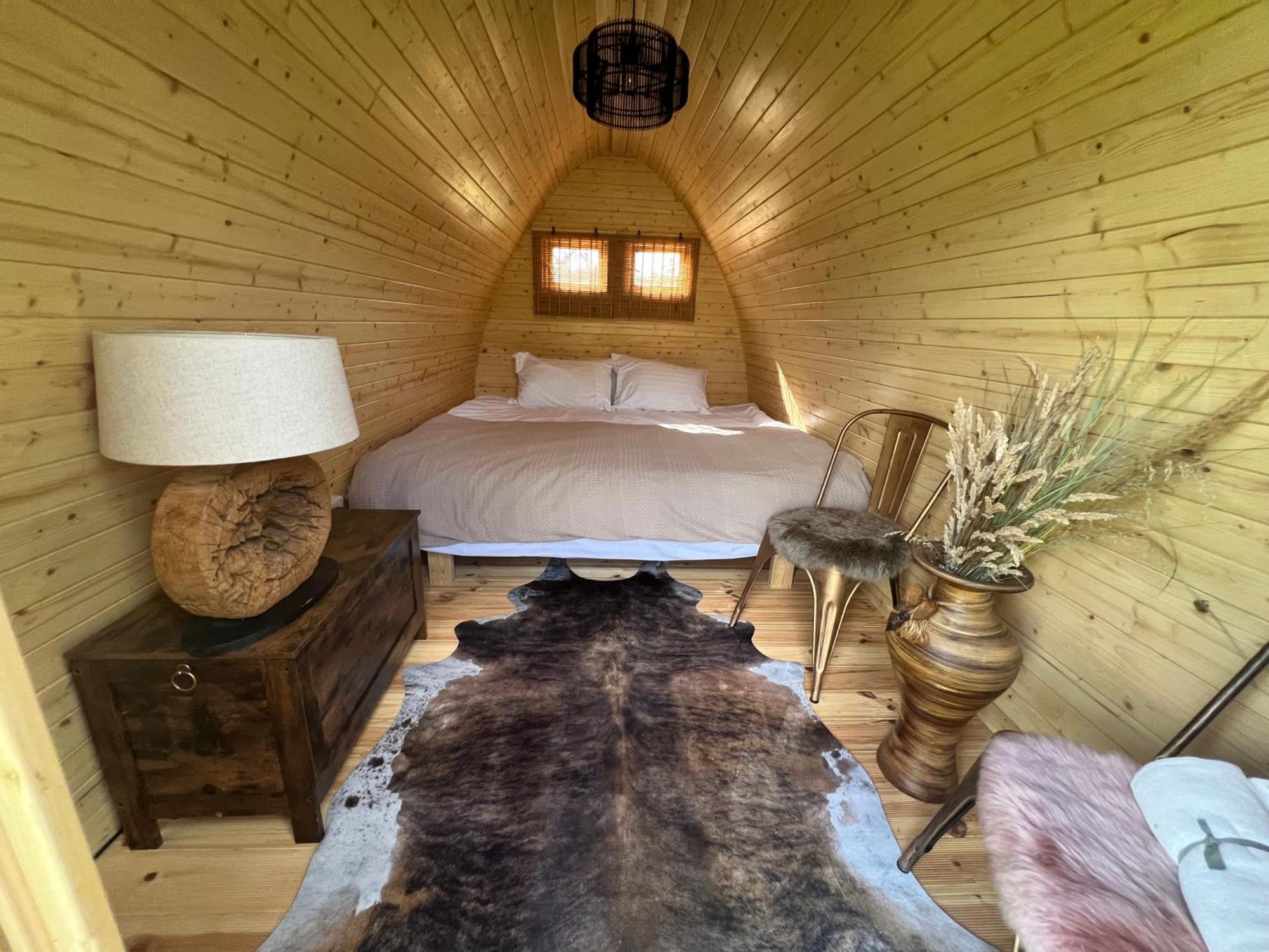 Dragonfly Glamping Spa Retreat Ashford  Exterior foto