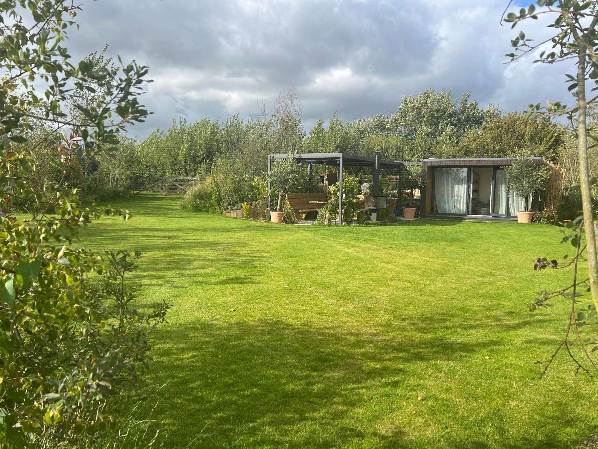 Dragonfly Glamping Spa Retreat Ashford  Exterior foto