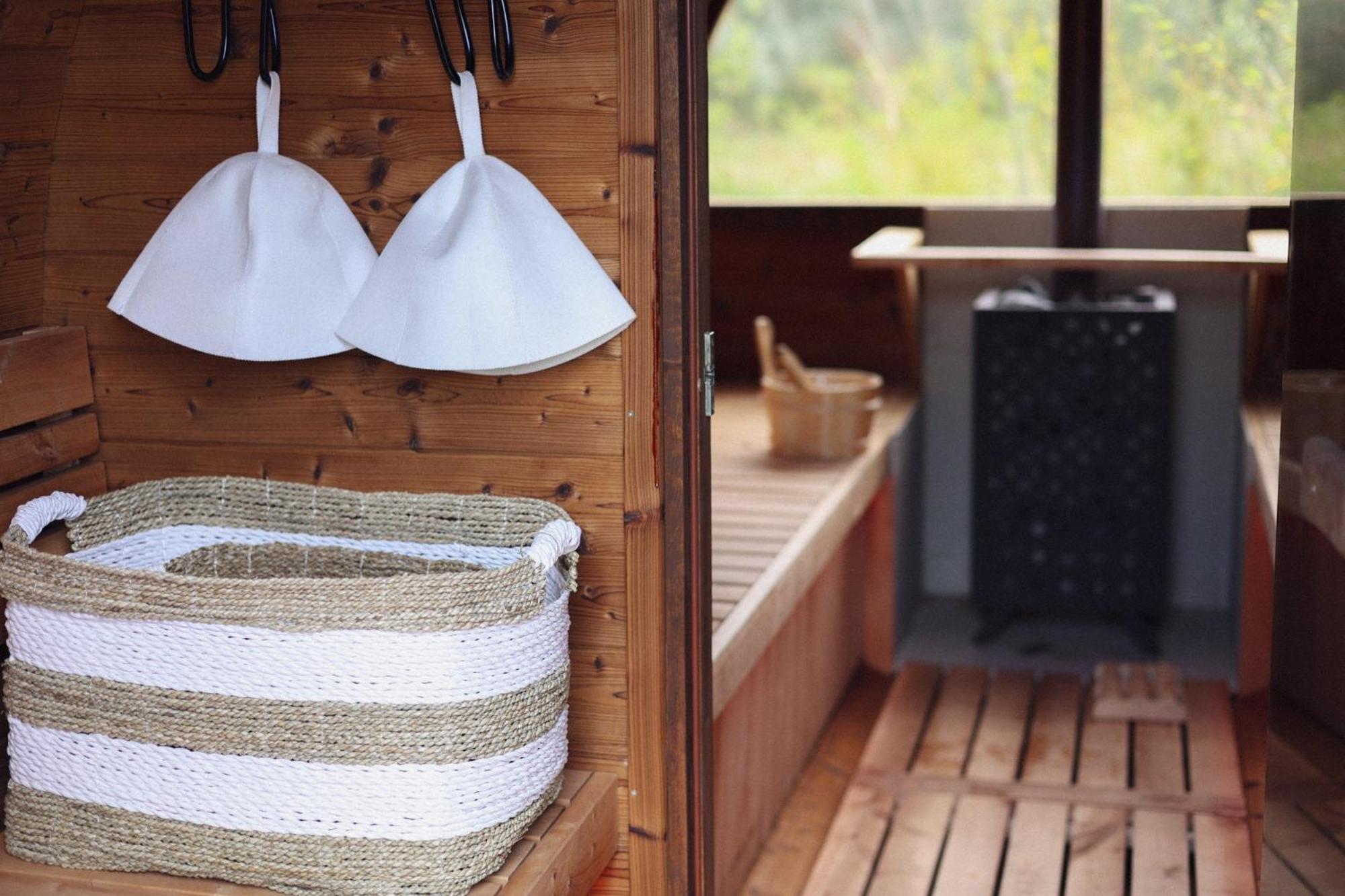 Dragonfly Glamping Spa Retreat Ashford  Exterior foto