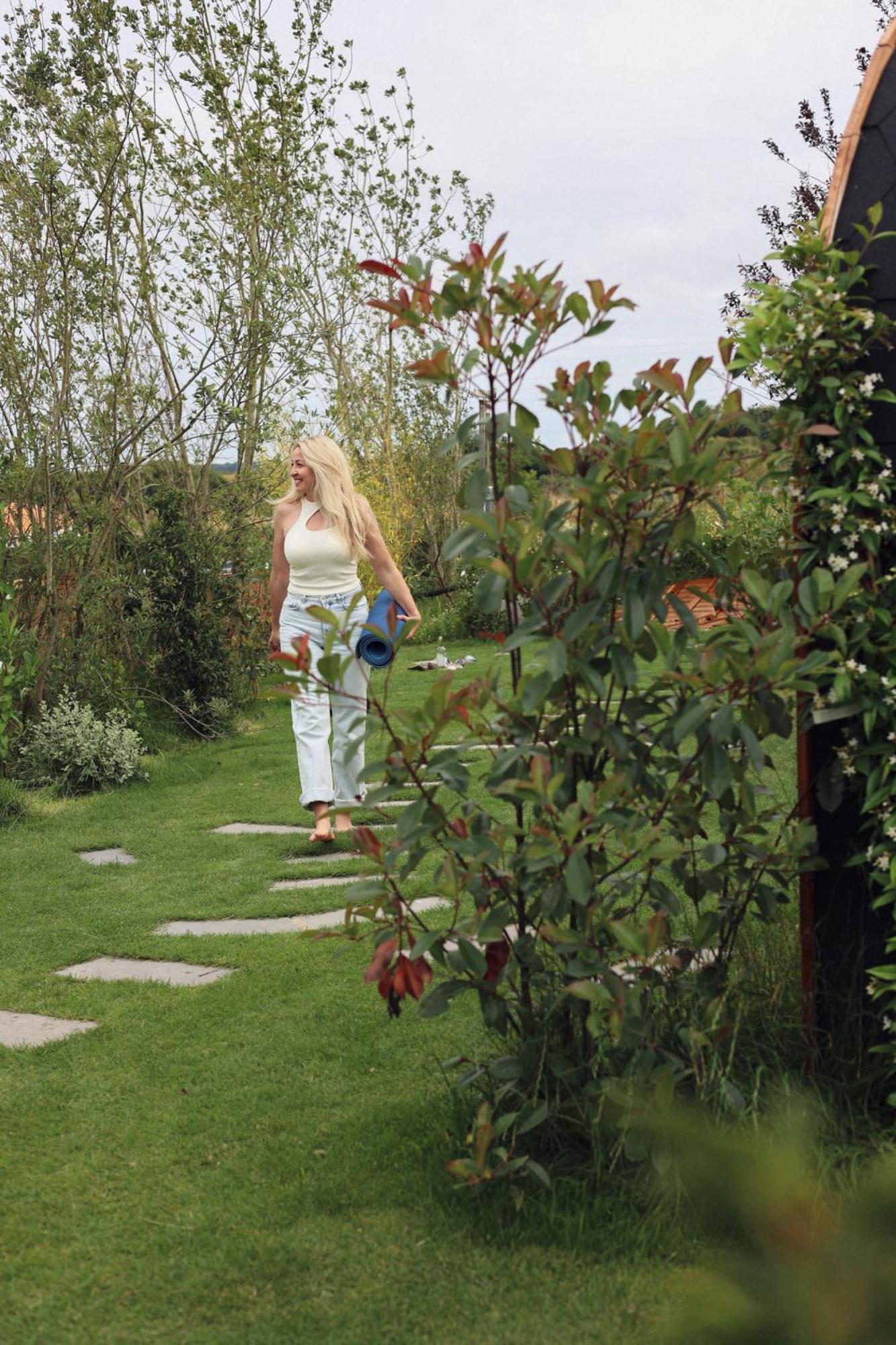 Dragonfly Glamping Spa Retreat Ashford  Exterior foto