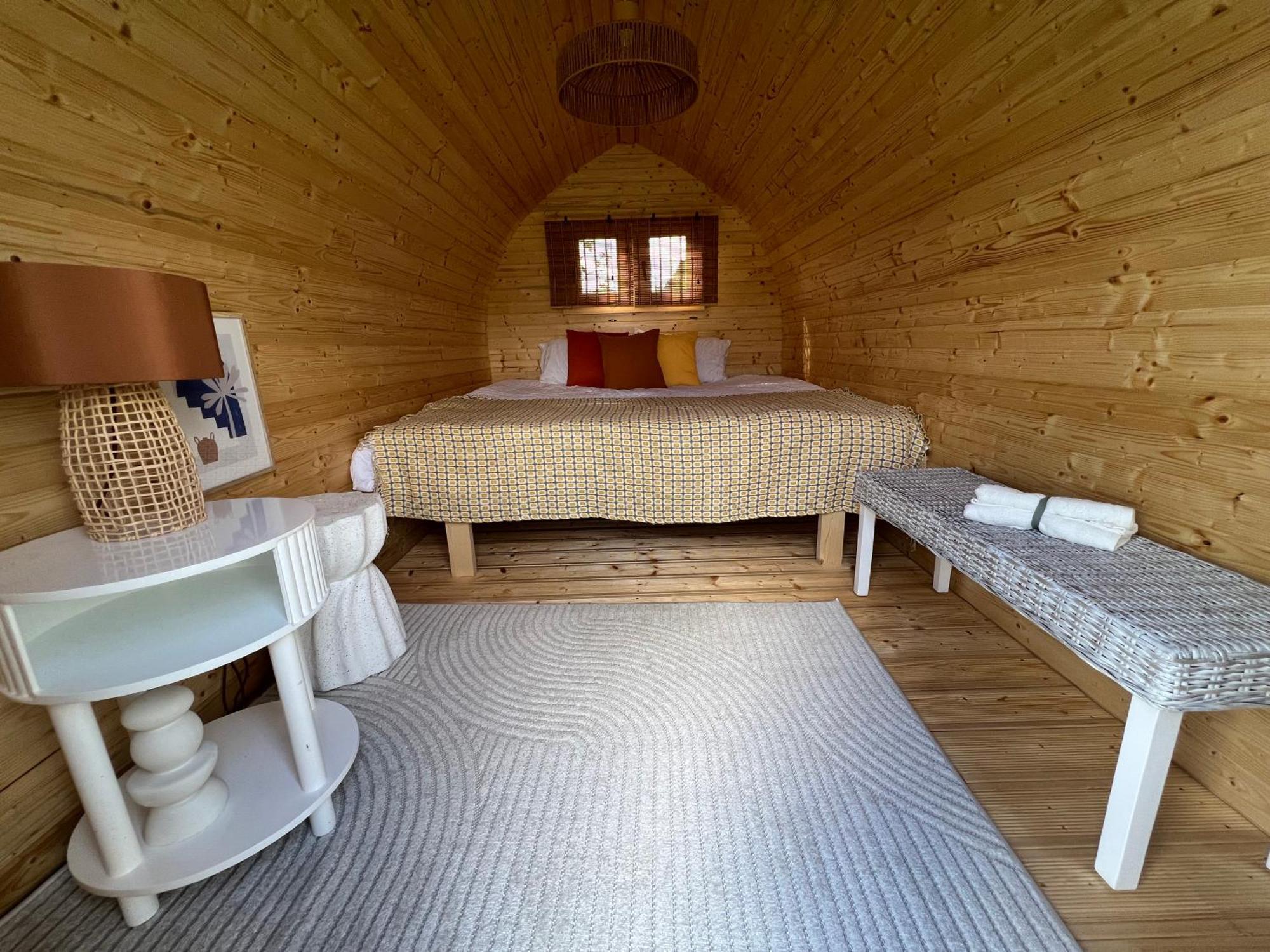 Dragonfly Glamping Spa Retreat Ashford  Exterior foto